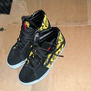 THE SHINING VANS SIZE 4.5 men 6.0 women